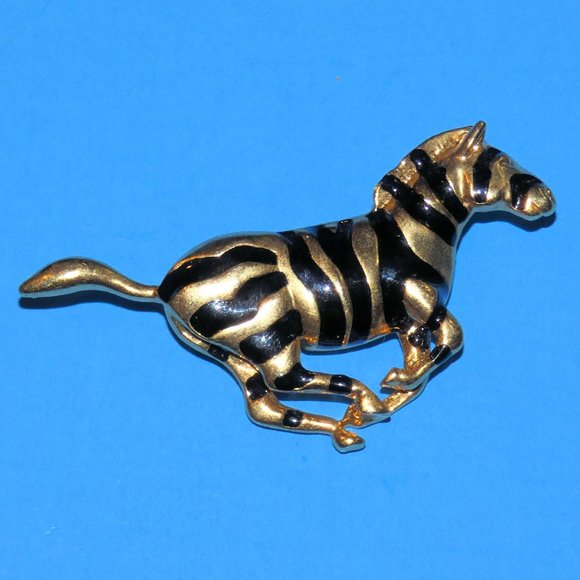 Jewelry Vintage Running Zebra Brooch Pin Black Enamel Gold Tone